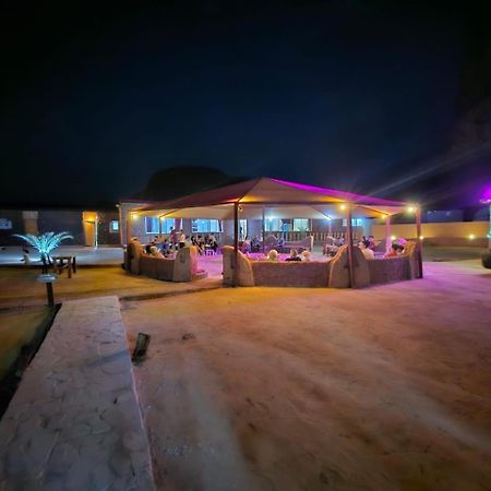 Hotel Orbit Camp à Wadi Rum Extérieur photo