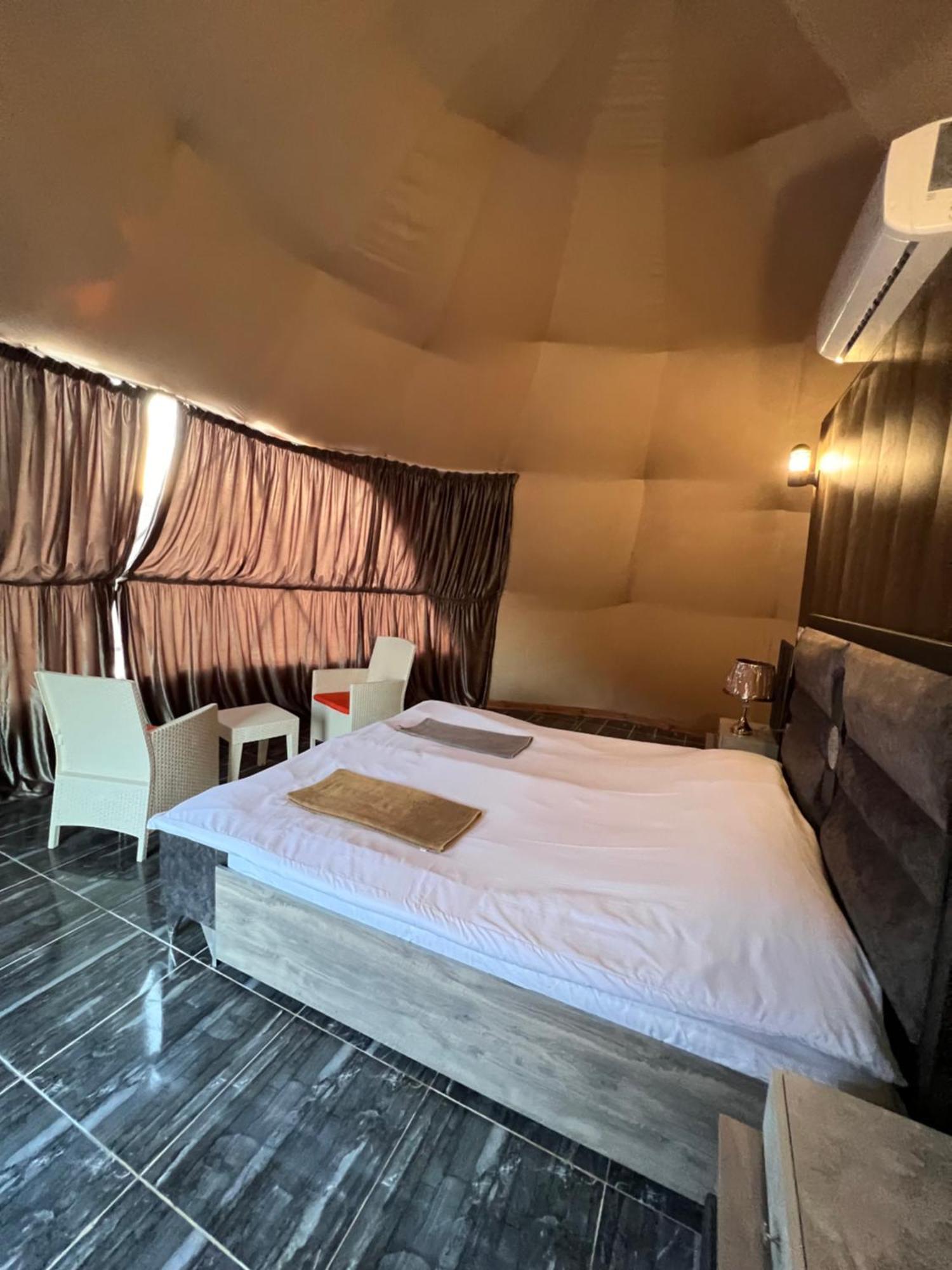 Hotel Orbit Camp à Wadi Rum Extérieur photo