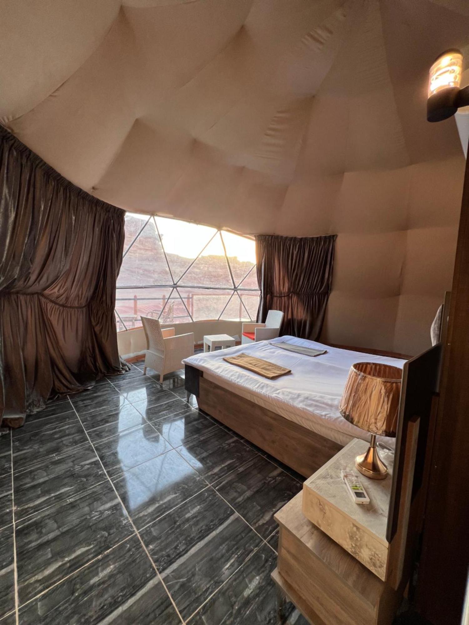 Hotel Orbit Camp à Wadi Rum Extérieur photo