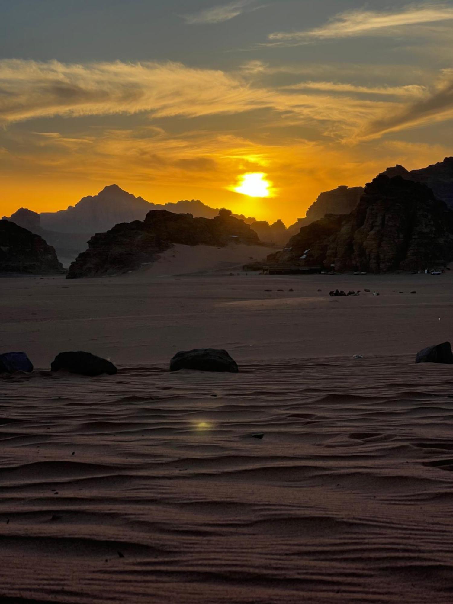 Hotel Orbit Camp à Wadi Rum Extérieur photo