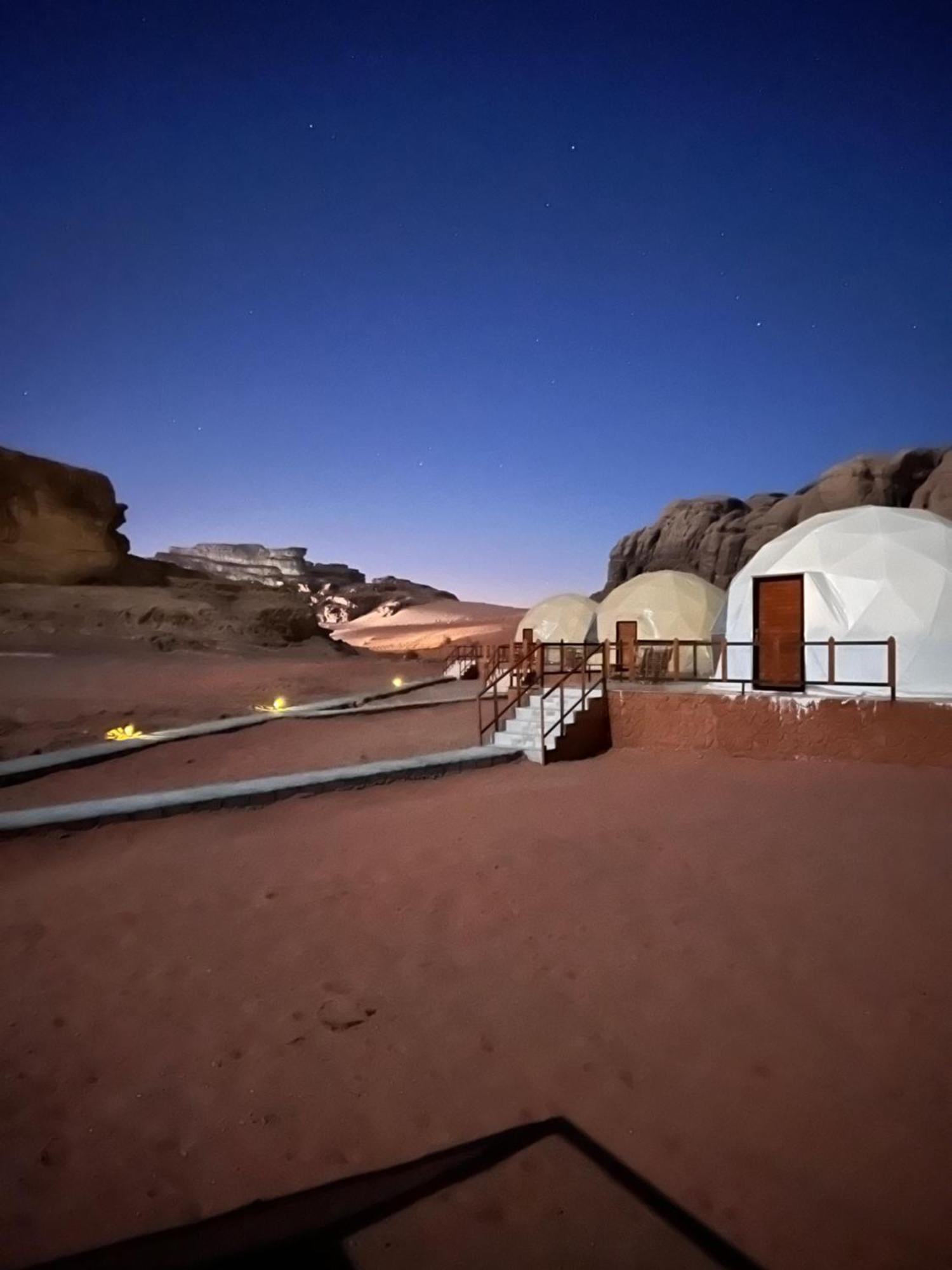 Hotel Orbit Camp à Wadi Rum Extérieur photo
